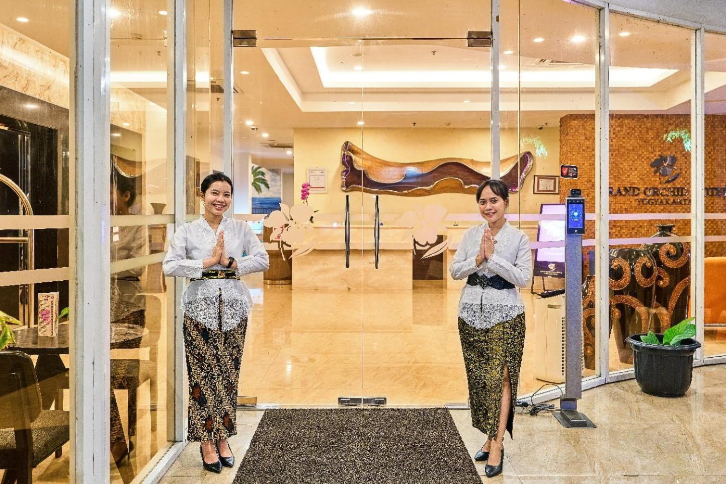 Grand Orchid Hotel Yogyakarta Maguwo Εξωτερικό φωτογραφία
