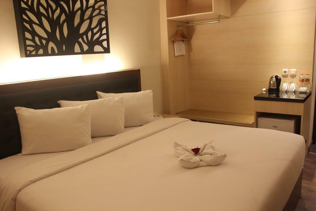 Grand Orchid Hotel Yogyakarta Maguwo Εξωτερικό φωτογραφία